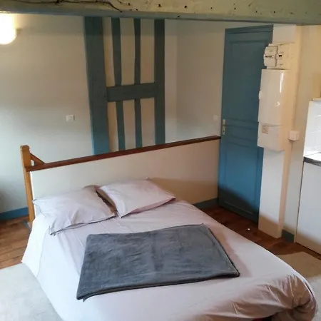 La Petite Parenthese *