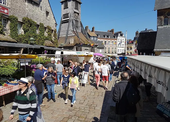 La Petite Parenthese